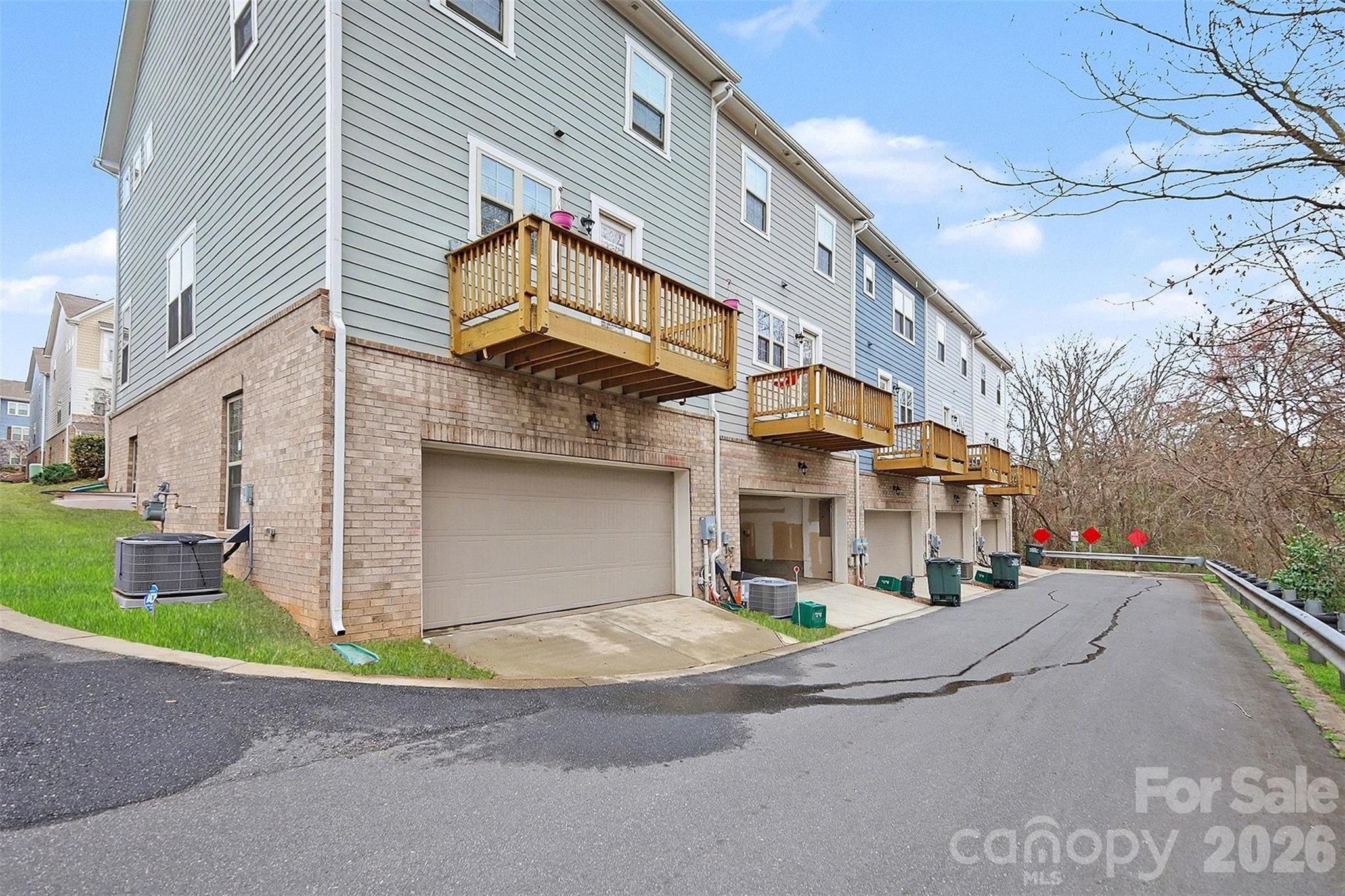Hadley at Arrowood Station - Residential