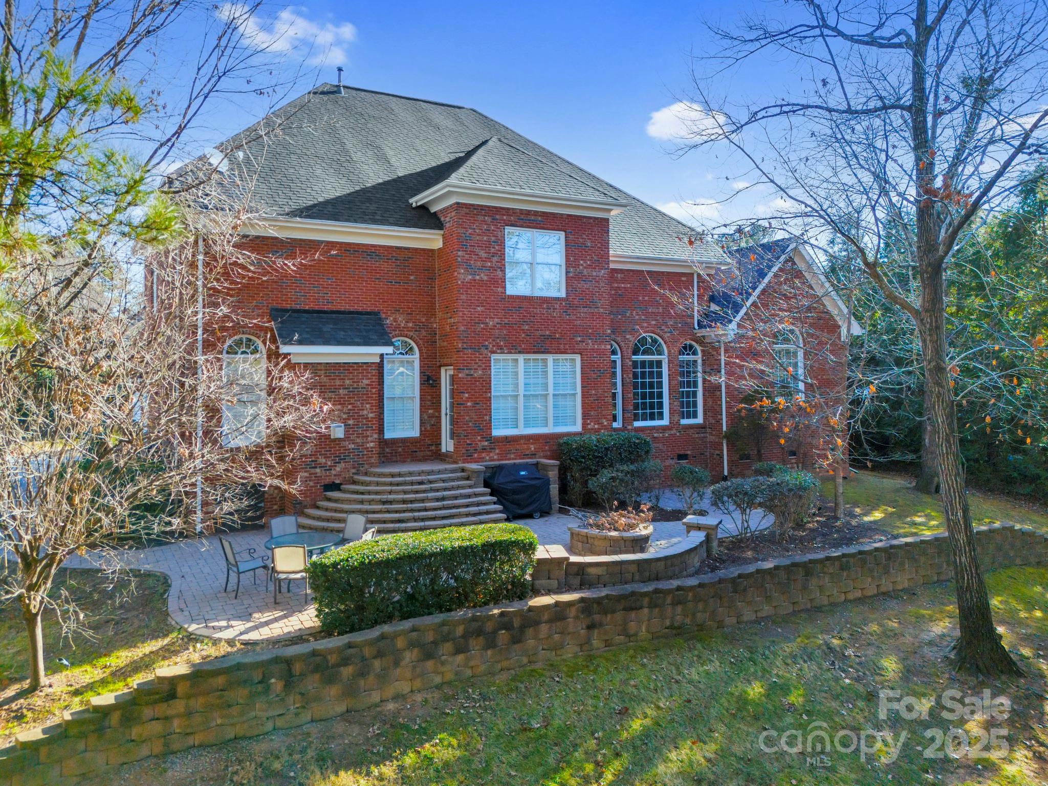 Lake Shore - Residential
