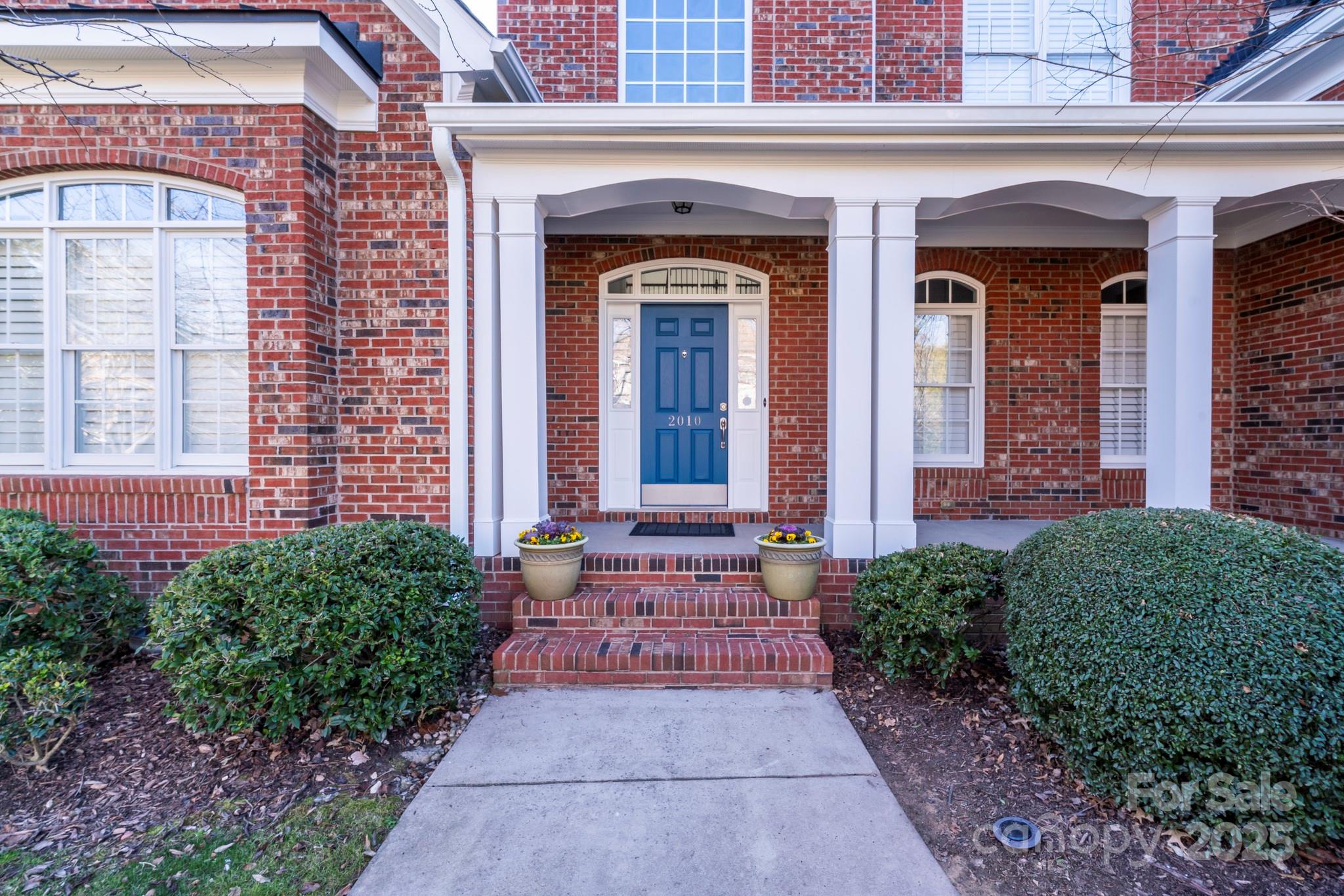 Lake Shore - Residential