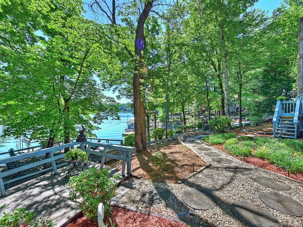Tega Cay - Residential