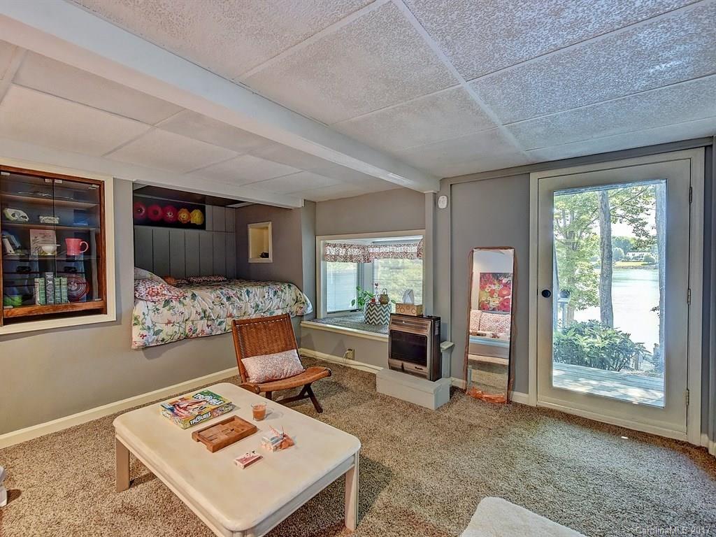 Tega Cay - Residential