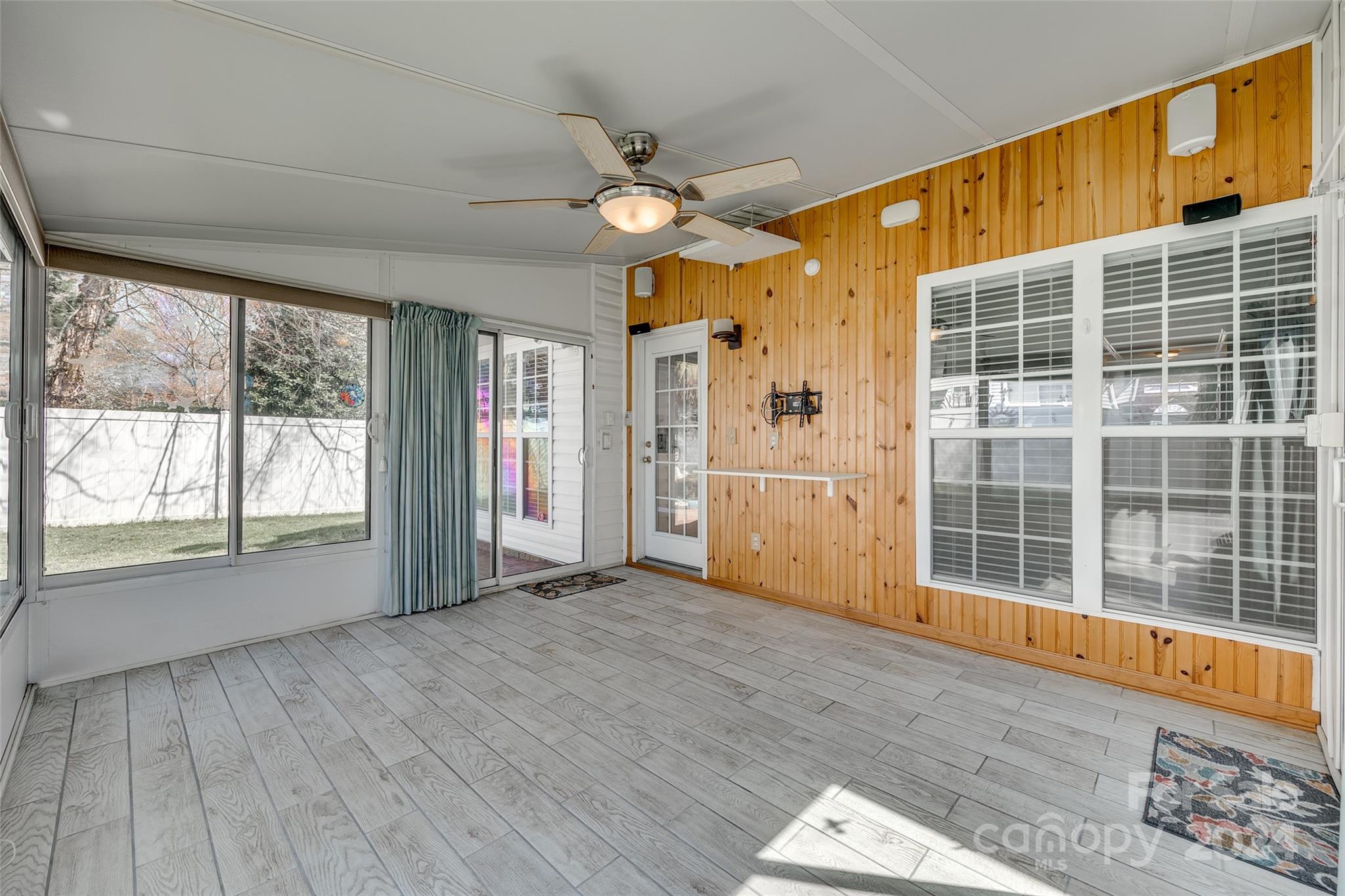 Waterstone - Residential