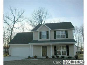 A great family home in desirable neighborhood. Home features 3 bedrooms 2.5 baths plus a bonus room. Close to dining, shopping and entertainment. Proof of Renters Insurance is required.