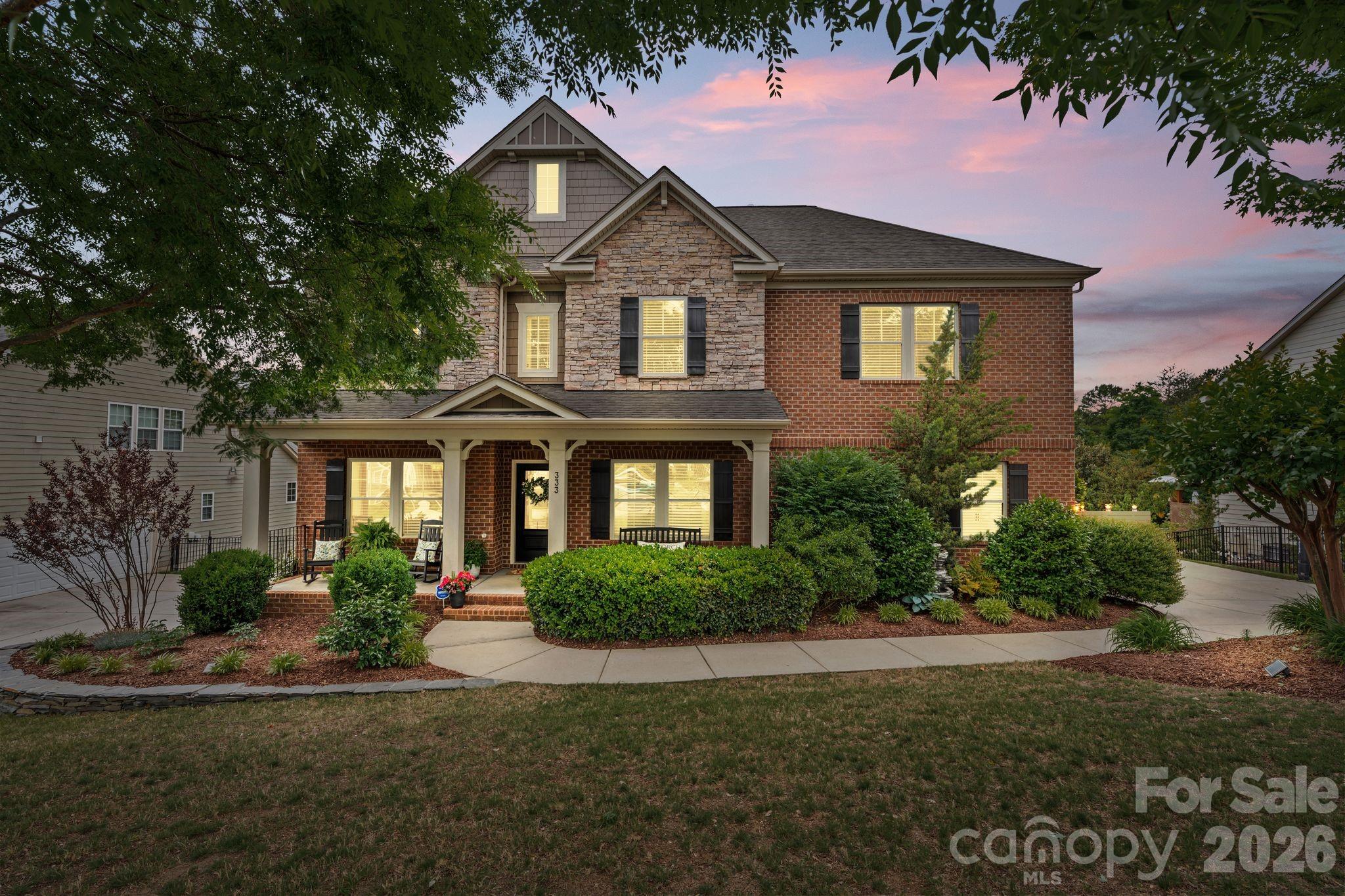 SERENITY POINT - Residential