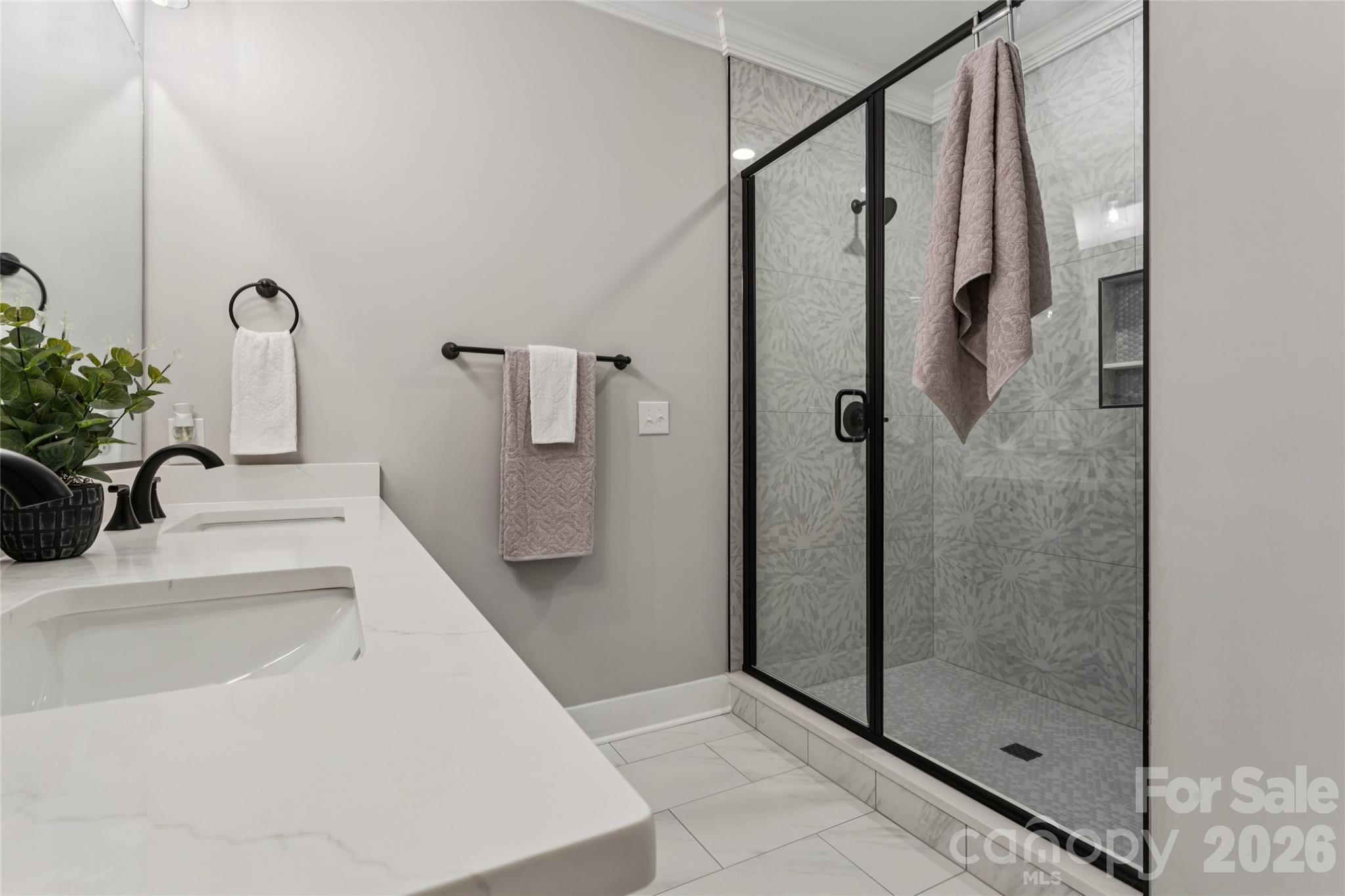 The Reserve at Lake Louise - Residential