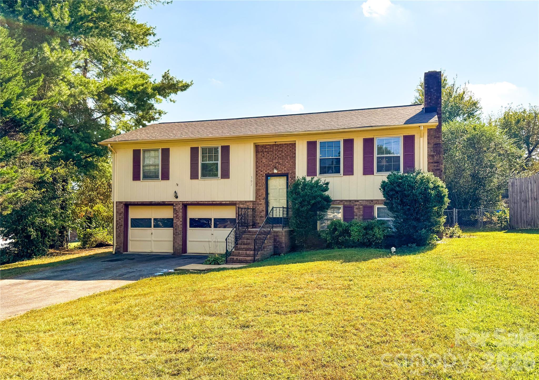 Meadowbrook Acres - Residential