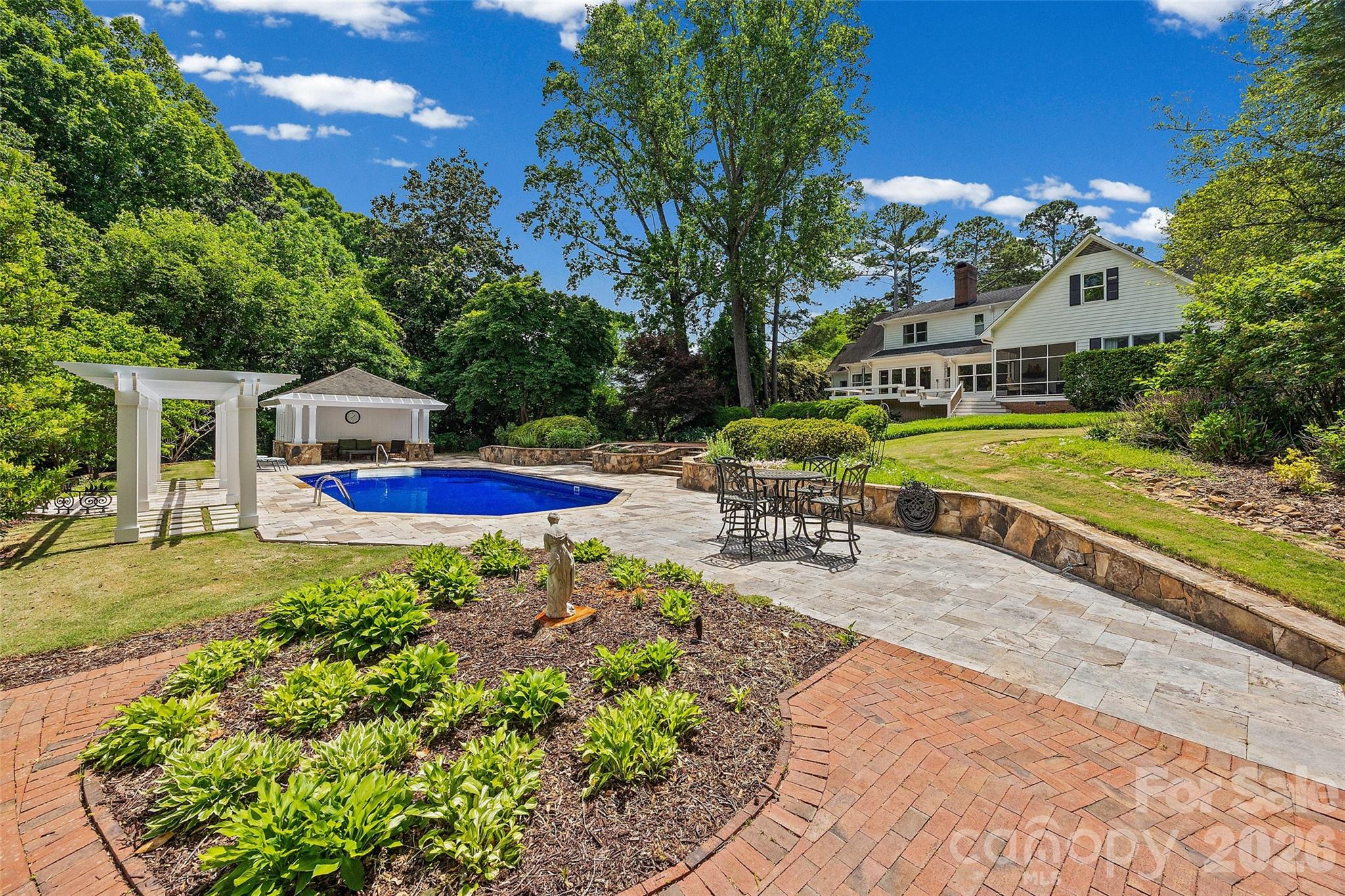 Fairlawn - Residential