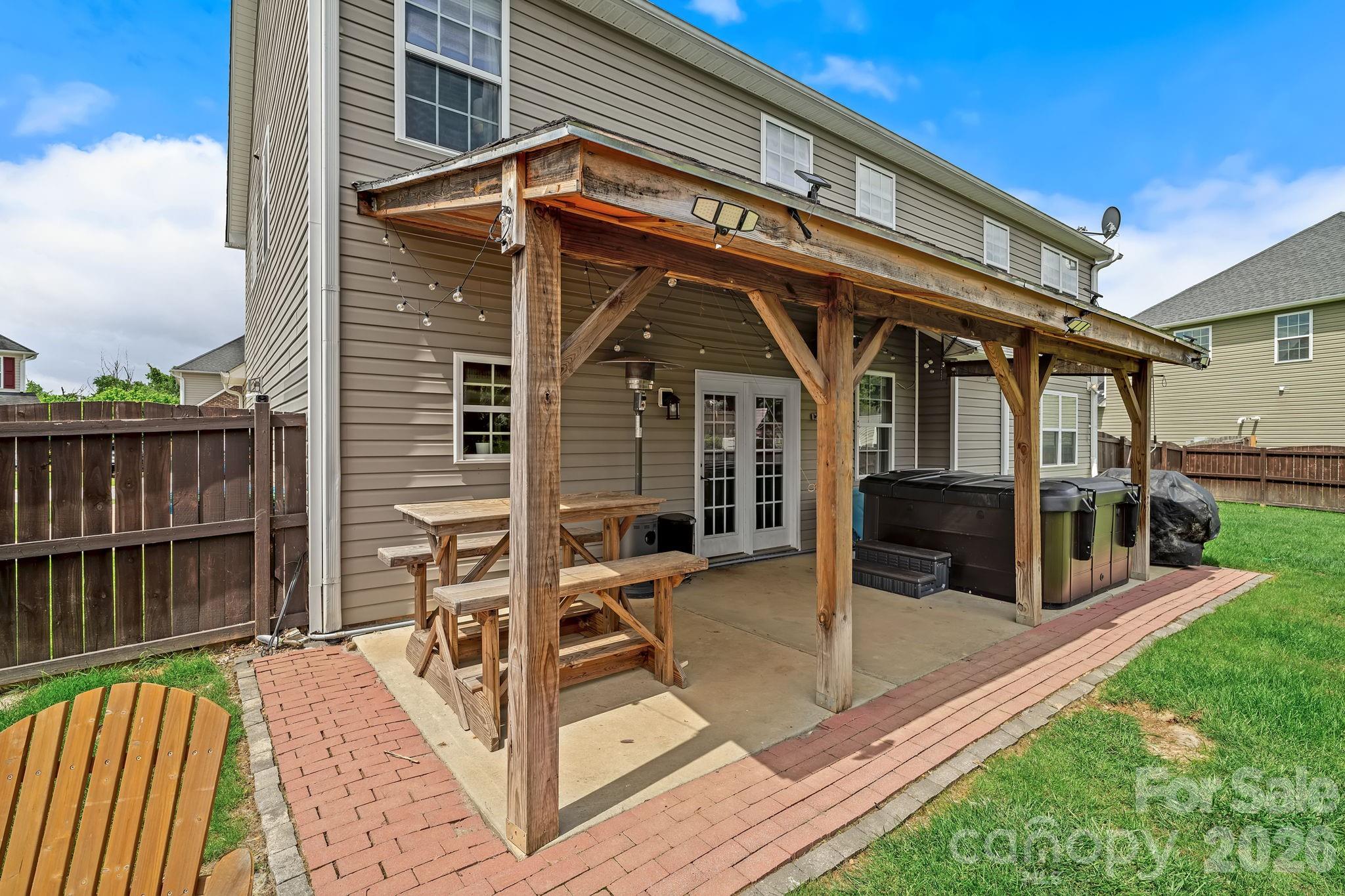 River Stone - Residential