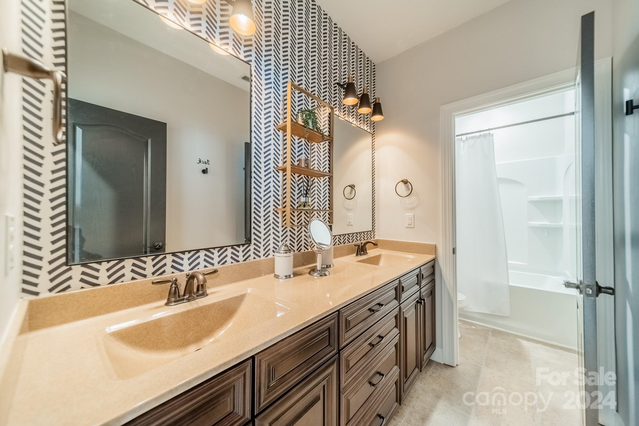 The Preserve At Riverchase - Residential