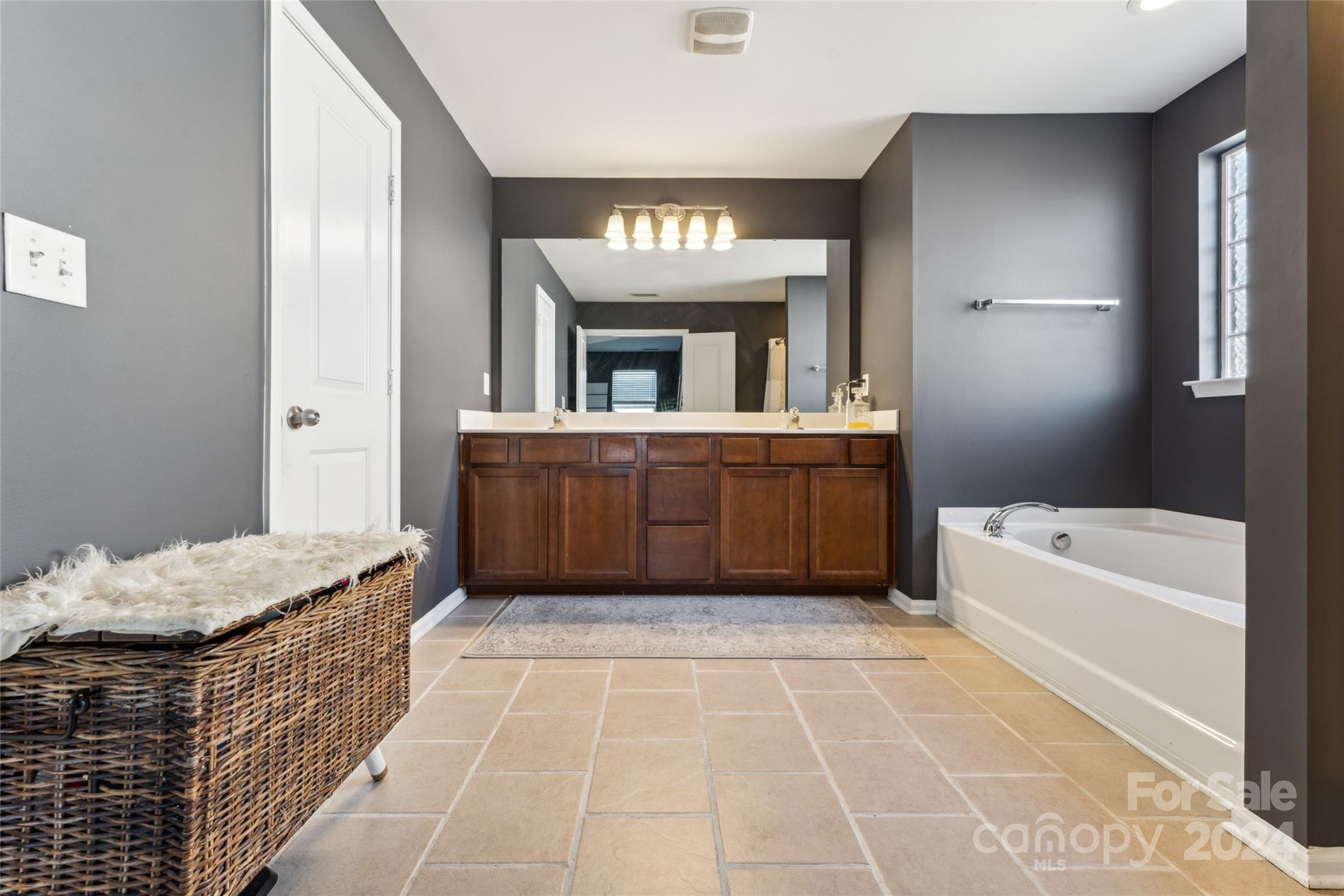Almond Glen - Residential