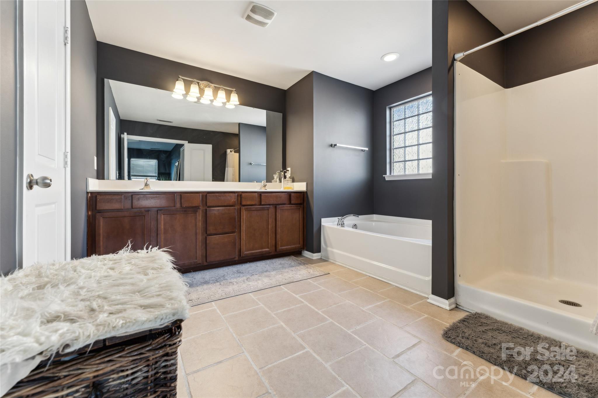 Almond Glen - Residential