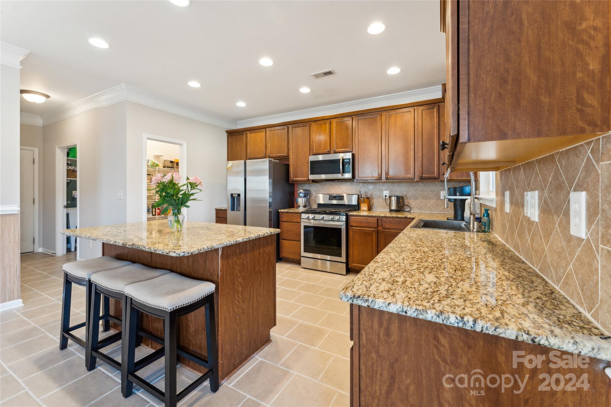 Almond Glen - Residential