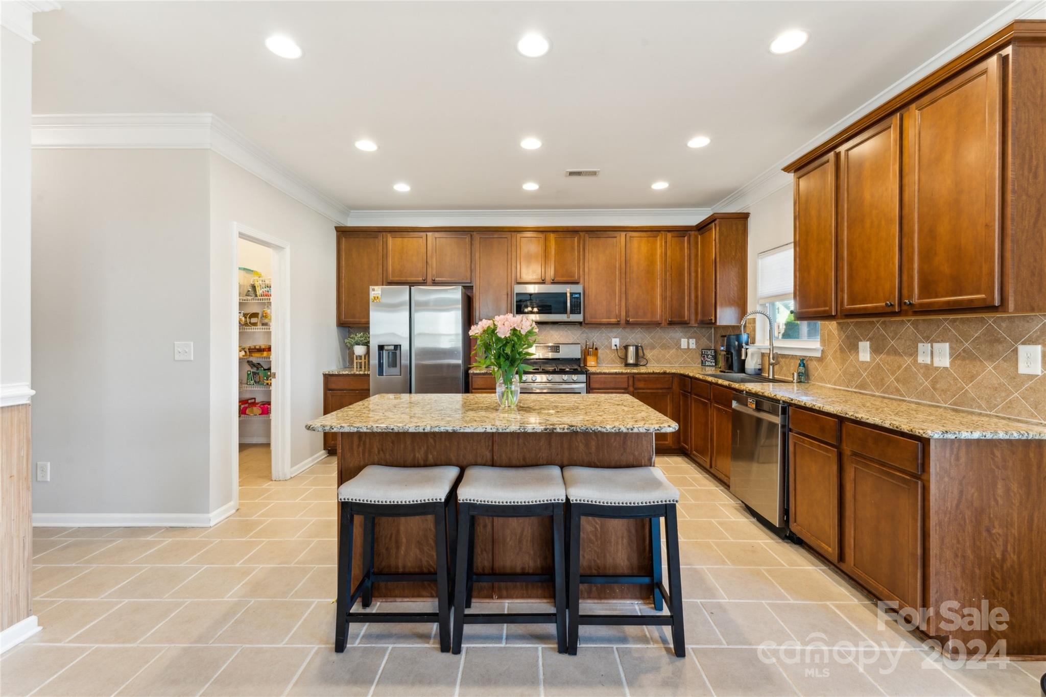 Almond Glen - Residential