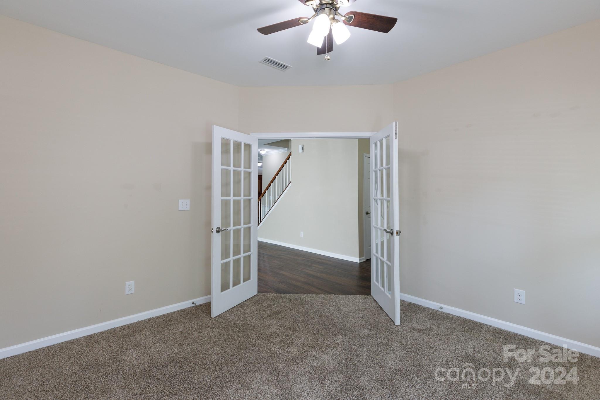 Lake Ridge - Residential