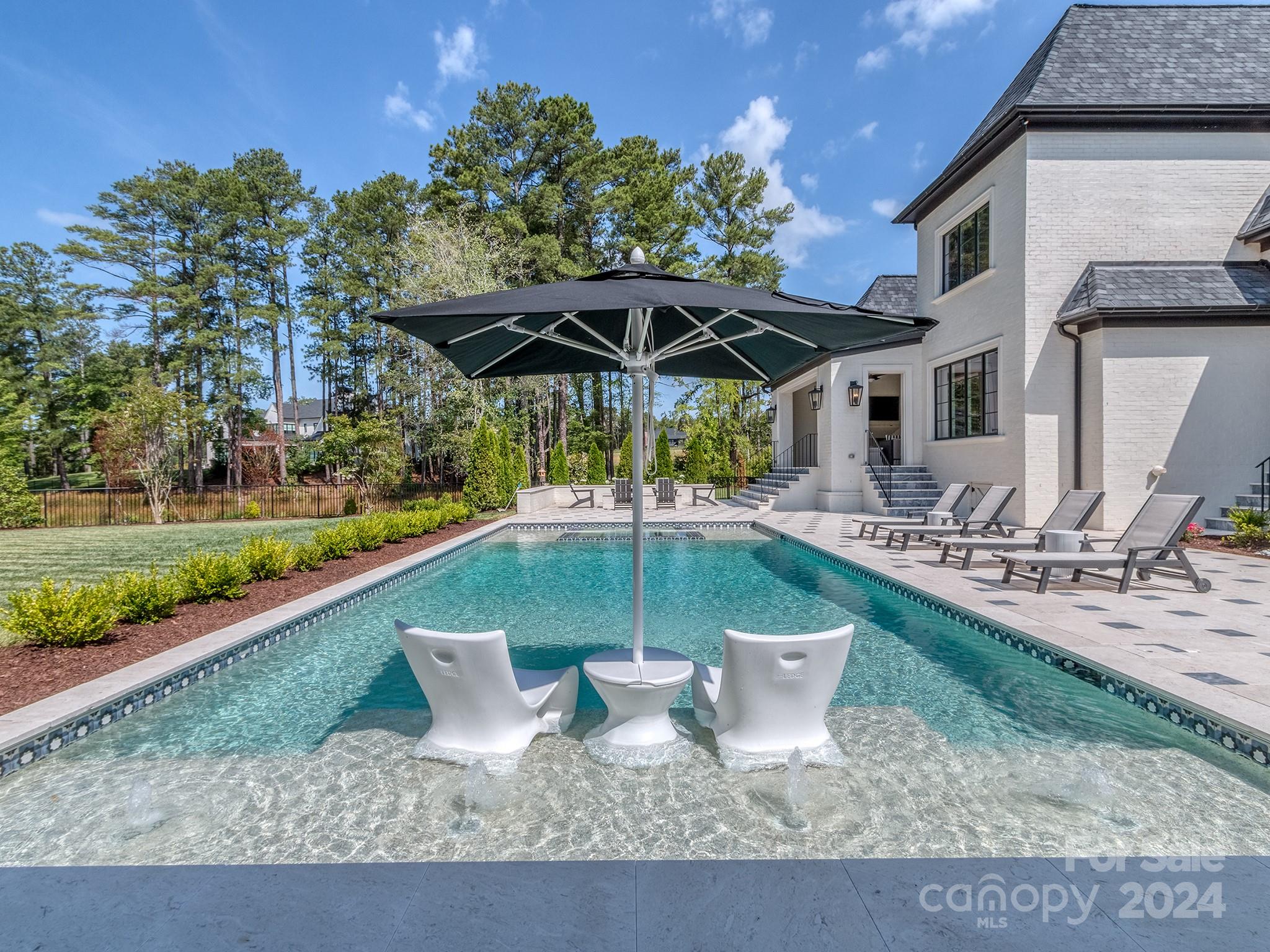 Twin Lakes - Residential
