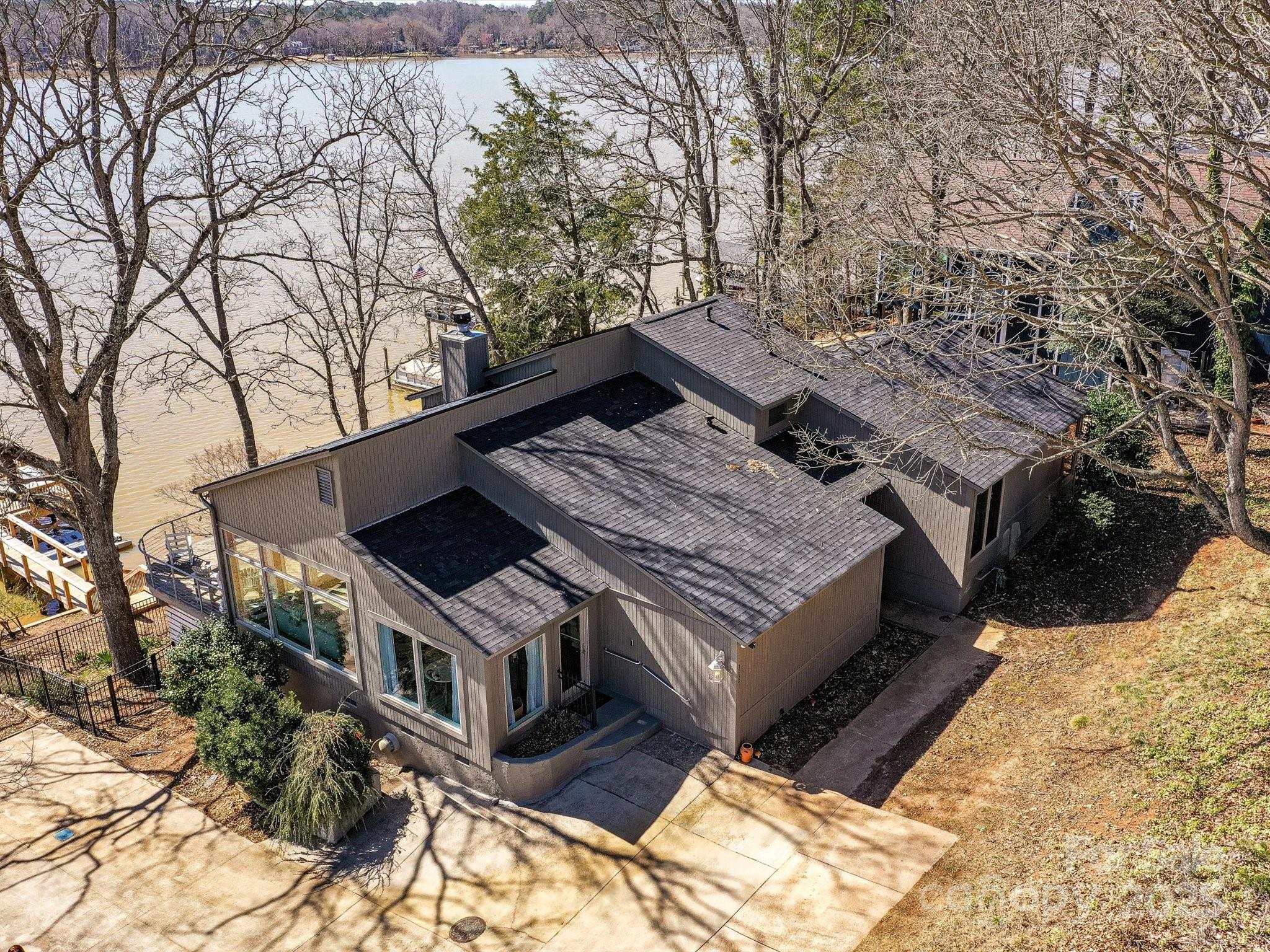Tega Cay - Residential