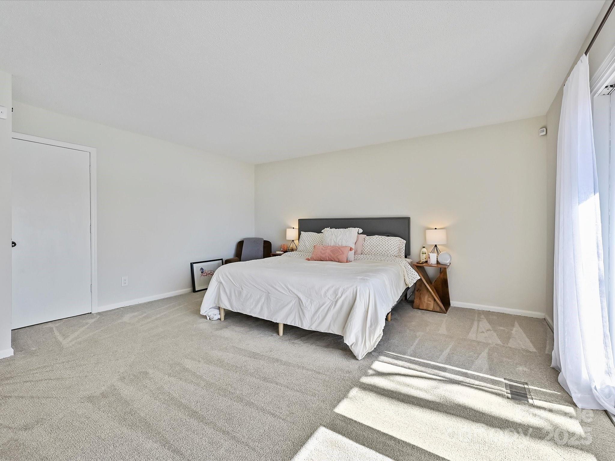 Tega Cay - Residential