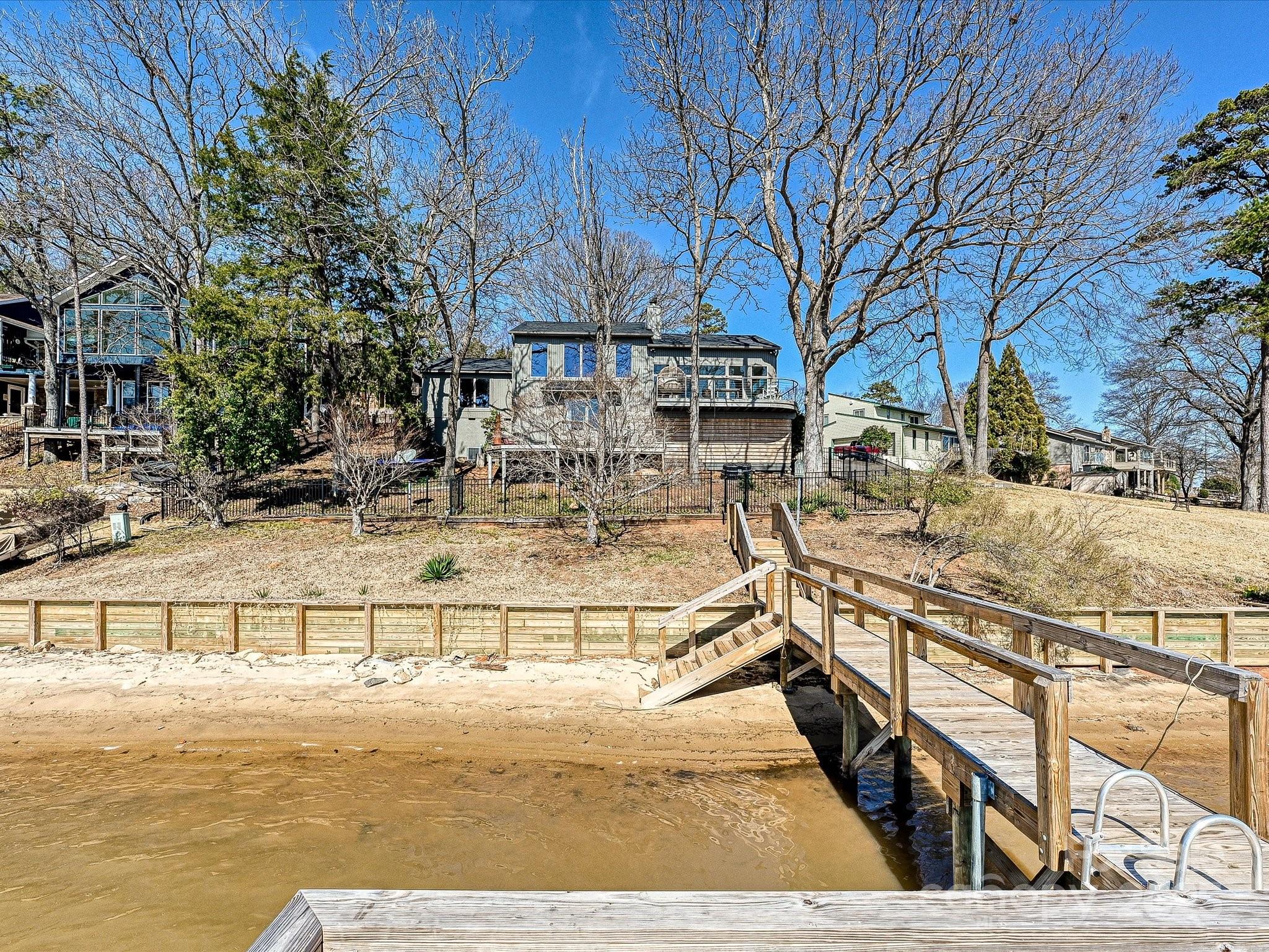 Tega Cay - Residential