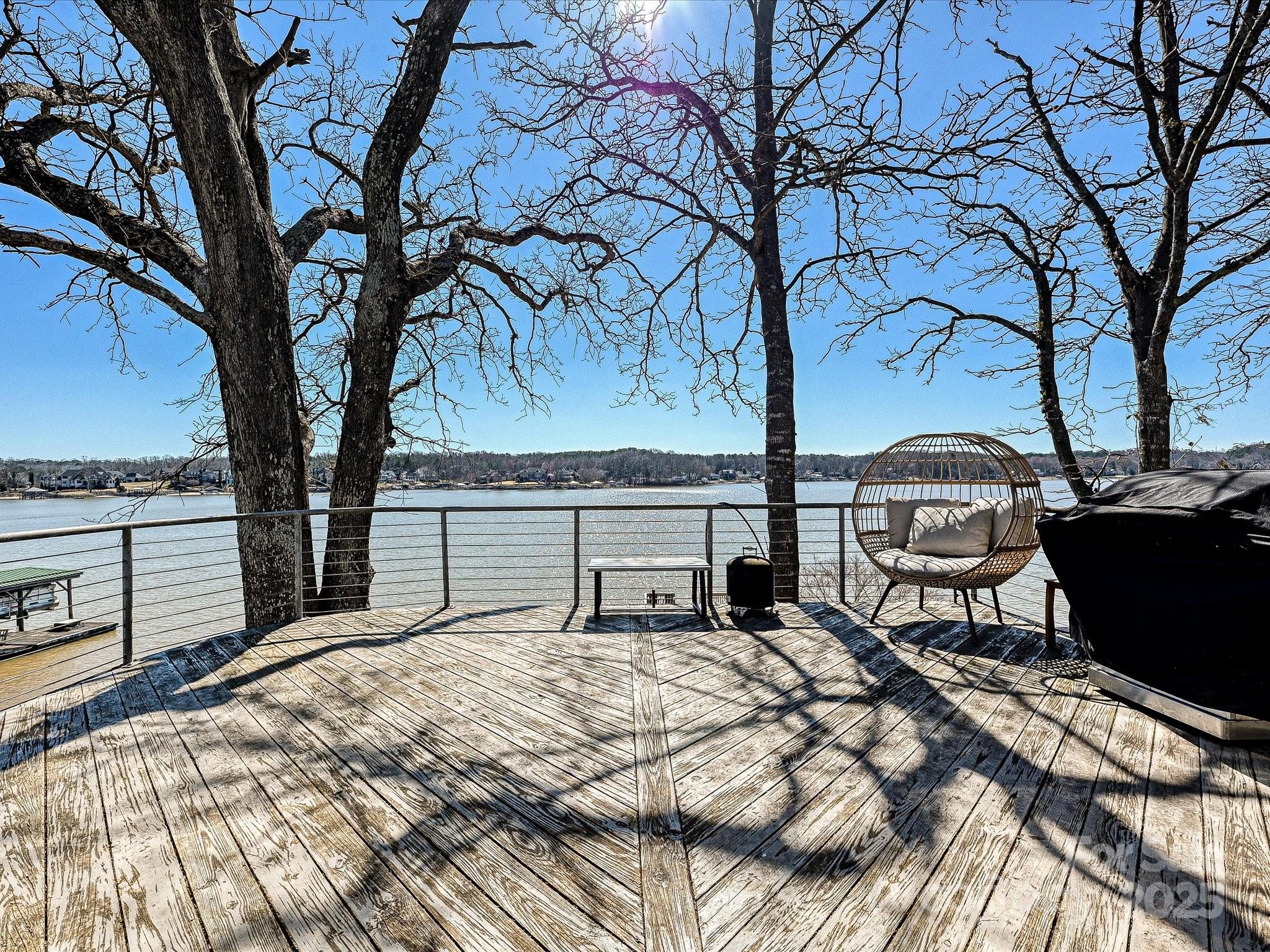 Tega Cay - Residential