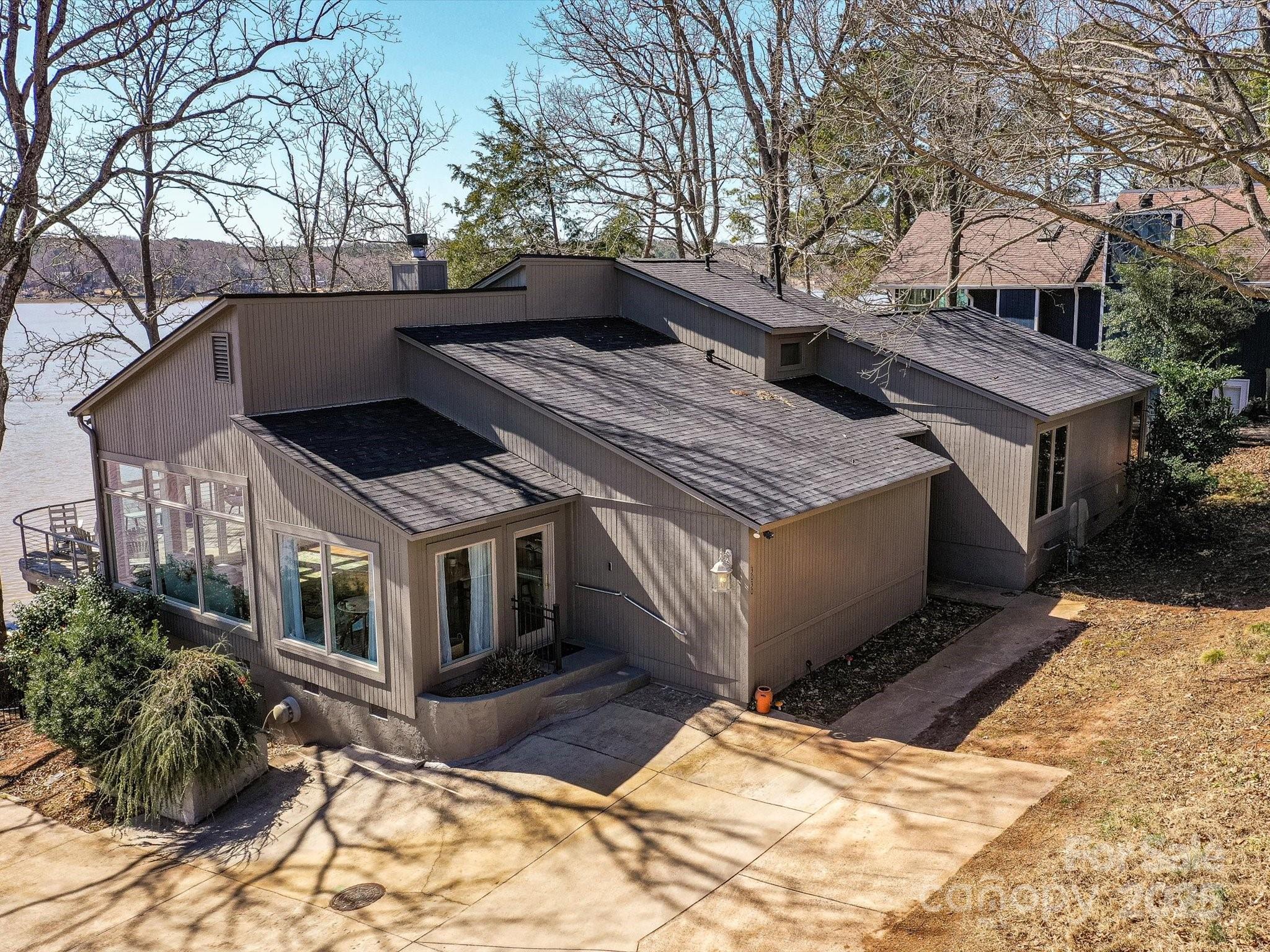 Tega Cay - Residential