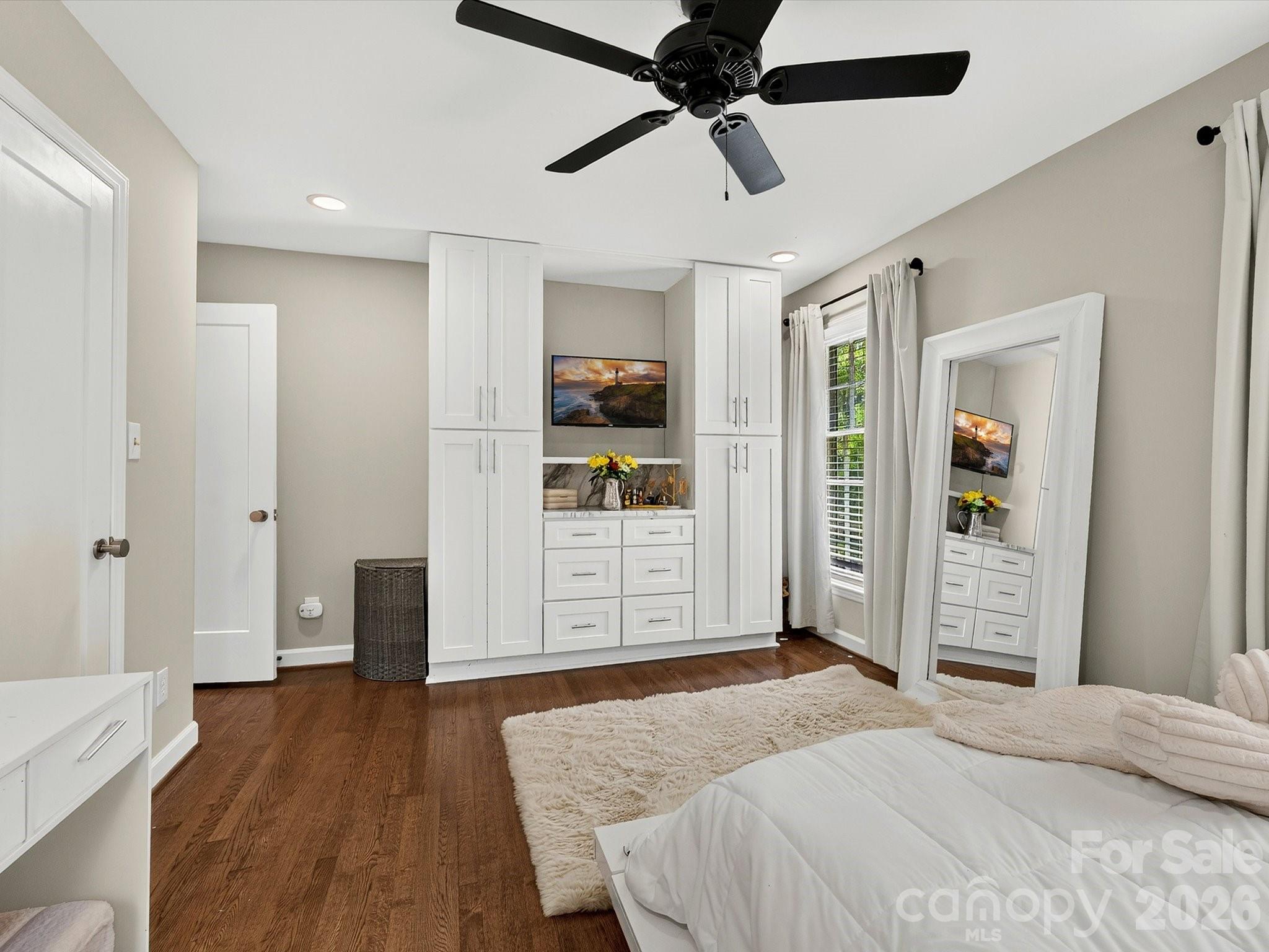 Sherwood Forest - Residential
