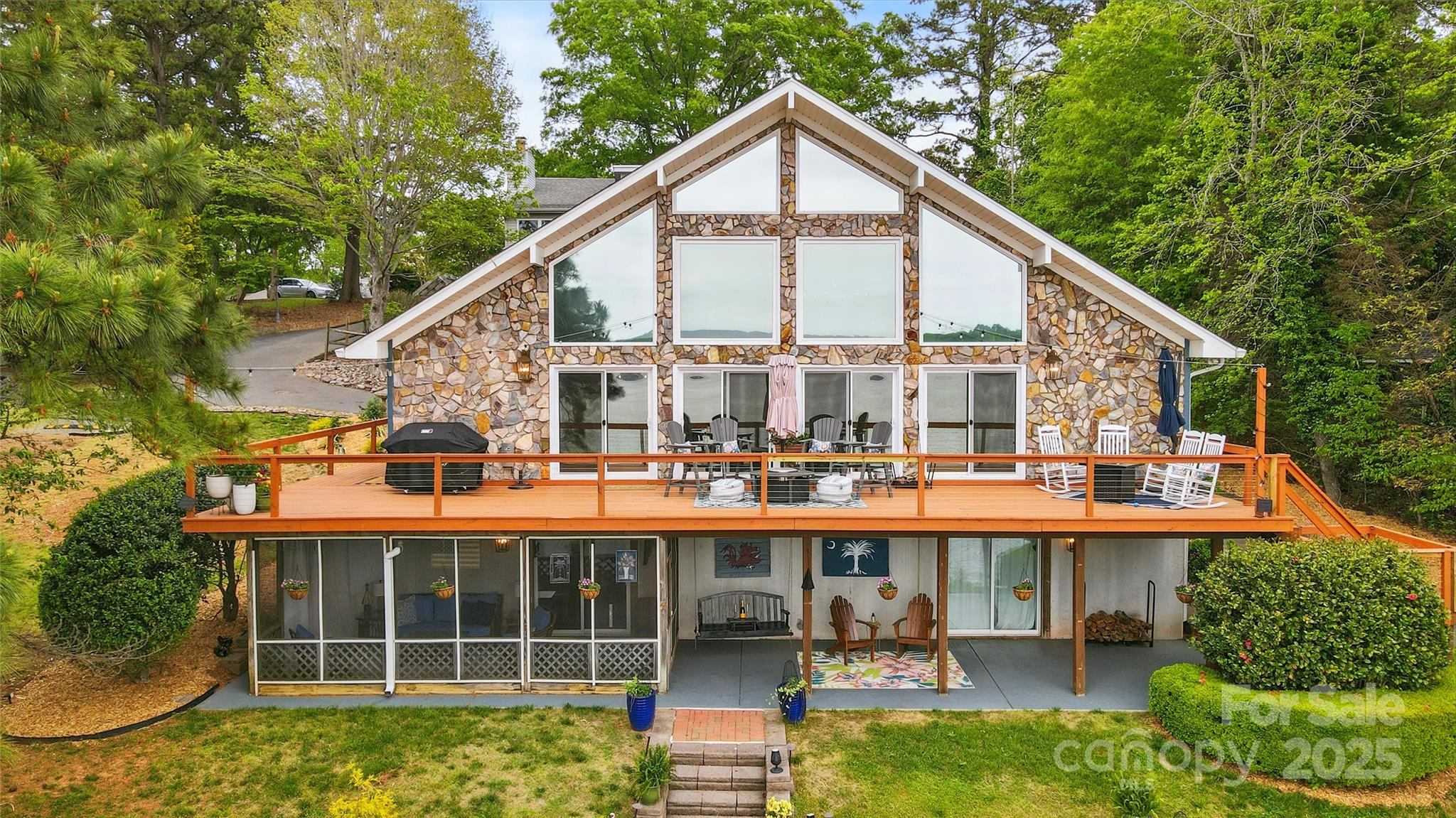 Tega Cay - Residential