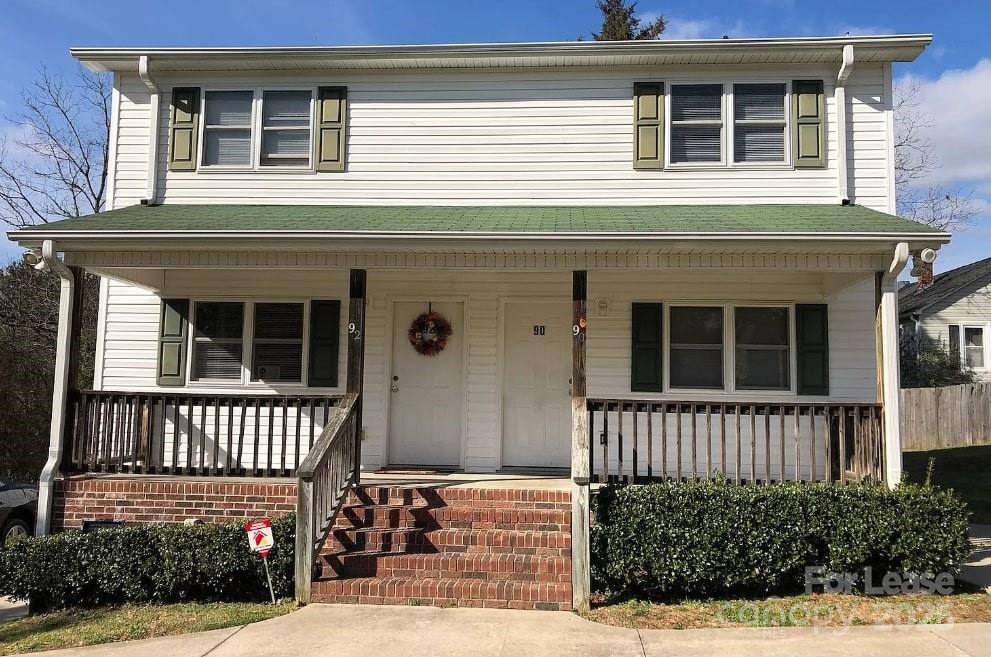 Amazing opportunity for renters! Located in a beautiful residential community. This two story, newly renovated duplex offers a warm and cozy living space with two spacious bedrooms and one and a half bathrooms. Lots of natural light. Beautiful new hardwood-style floors throughout. Features include a brand new kitchen countertops, freshly painted, and updated bathroom. Central air. Full-size washer and dryer included. Spacious manicured yard with plenty of parking & a relaxing porch. Large storage space available for an additional fee. Located north of West Brook neighborhood in the city of Kannapolis and within walking distance to lots of shopping , and Village Park. Short commute to downtown Charlotte. Online application is free and credit check only $30. Qualifications: income 3x rent, background check and rental history check. Security deposit $1375. Pet policy- No pets allowed . Showings by appointment to approved applicants only. Fridge, washer/dryer are included.