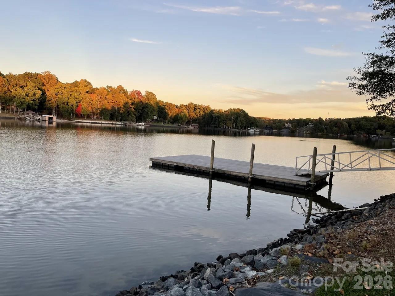 Tega Cay - Residential