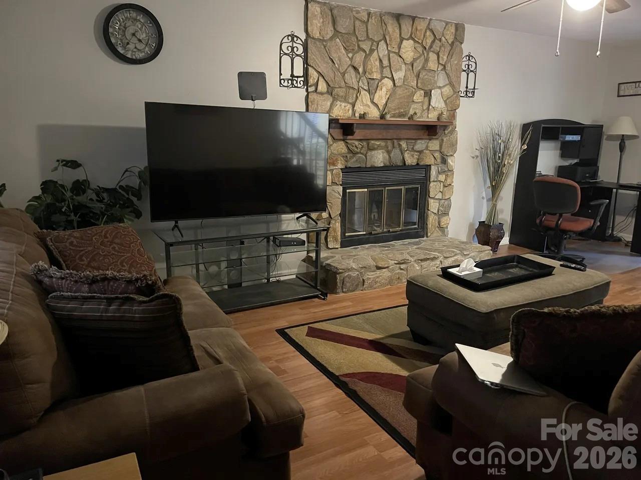 Tega Cay - Residential