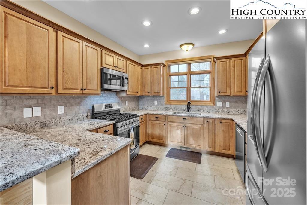 Whispering Streams Townhomes - Residential