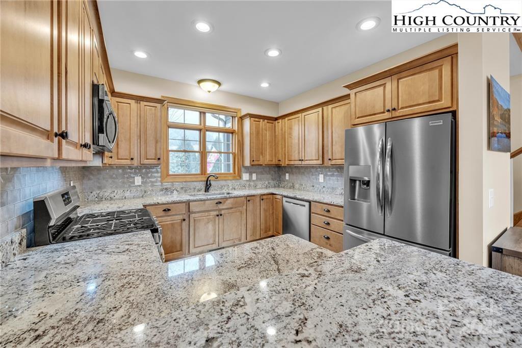 Whispering Streams Townhomes - Residential