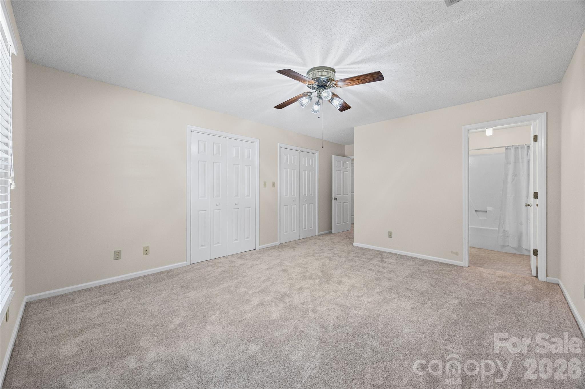olde pointe - Residential