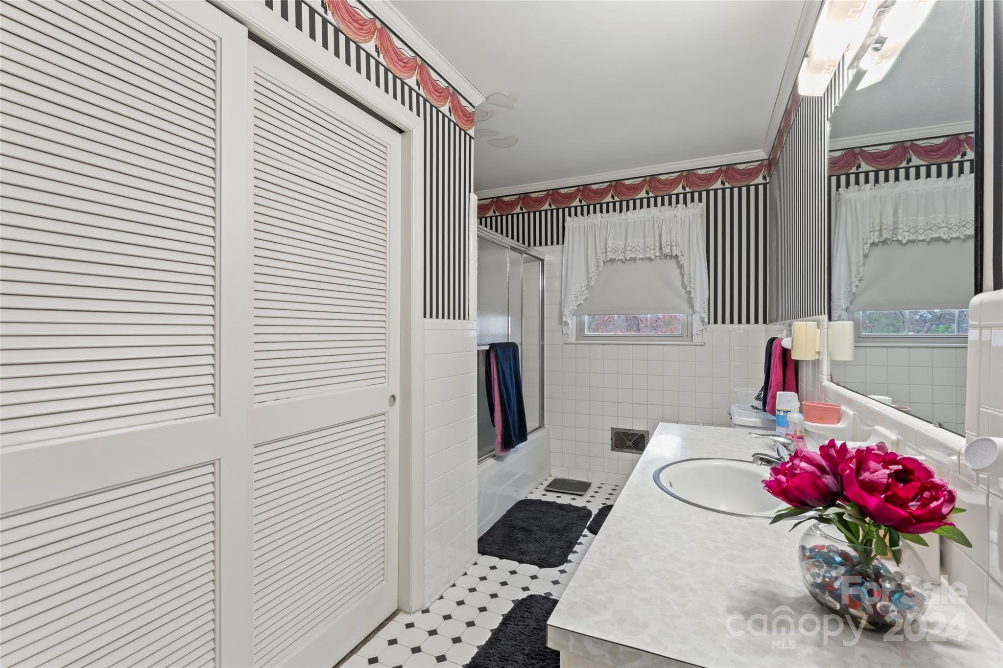 Hutchinson Place - Residential