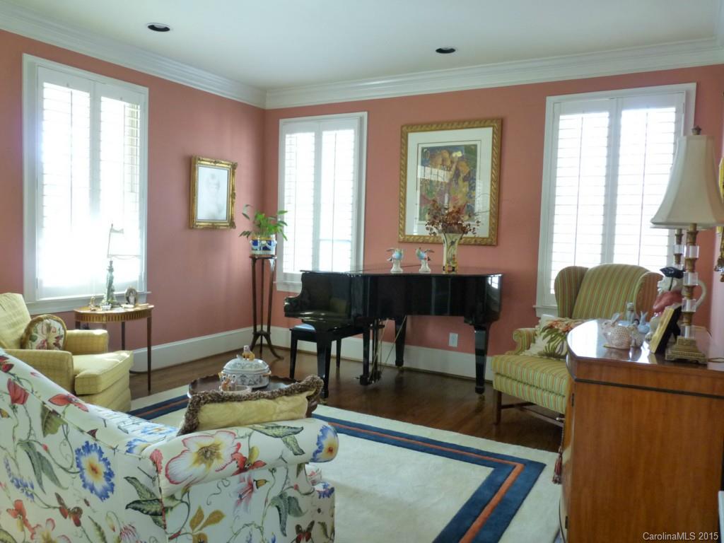 Forest Hills - Residential