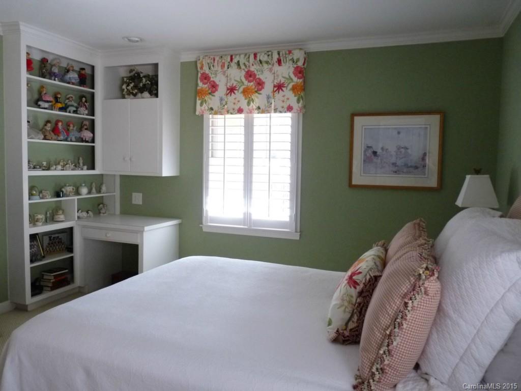 Forest Hills - Residential