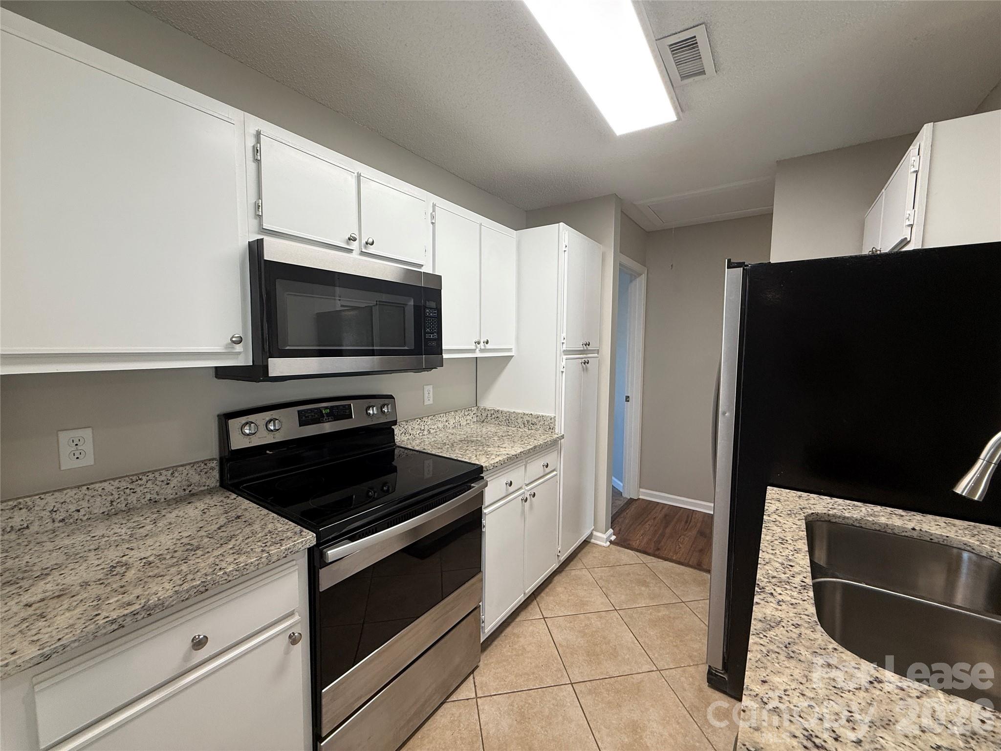 Cedarcroft - Residential Lease