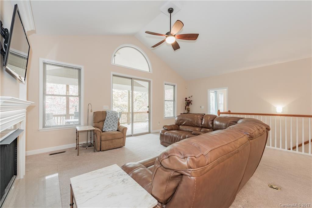 Tega Cay - Residential