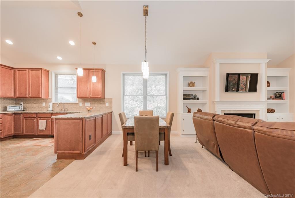 Tega Cay - Residential