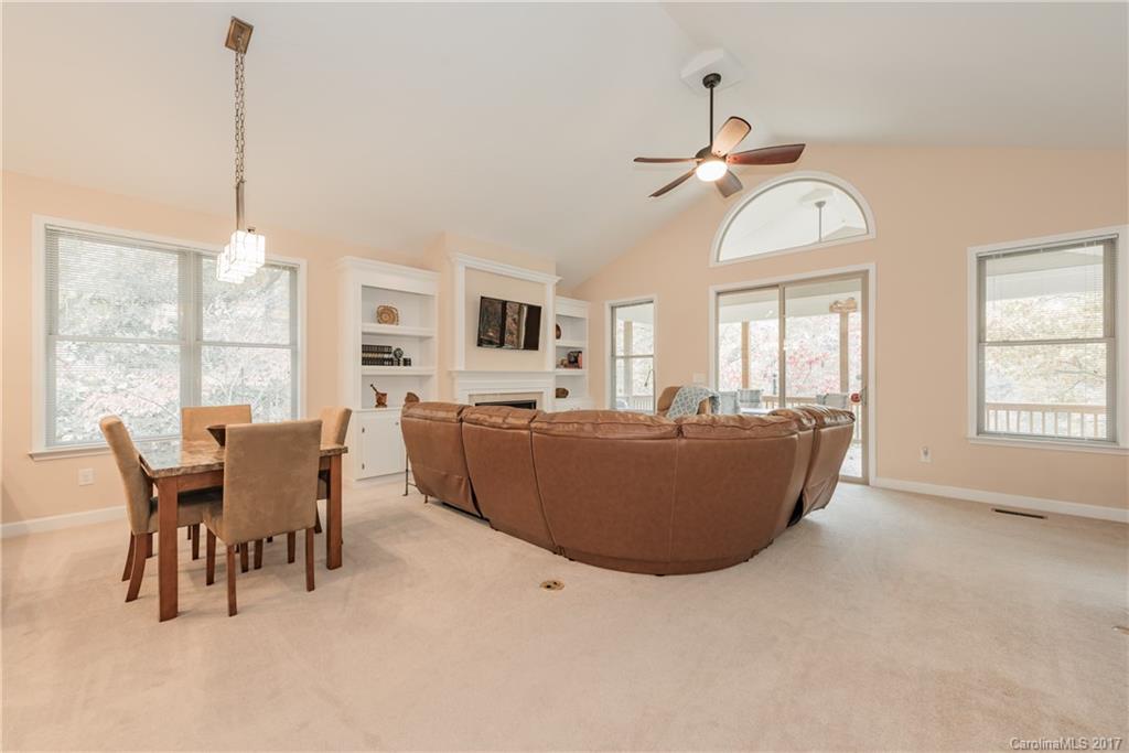 Tega Cay - Residential