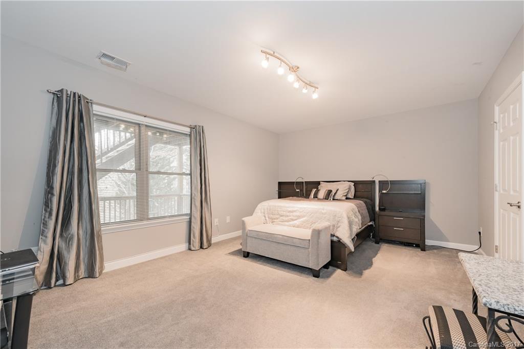 Tega Cay - Residential