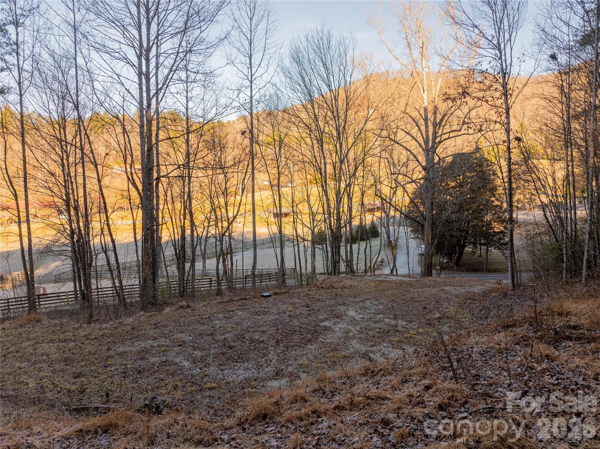The Settlement at Thomas Divide - Land