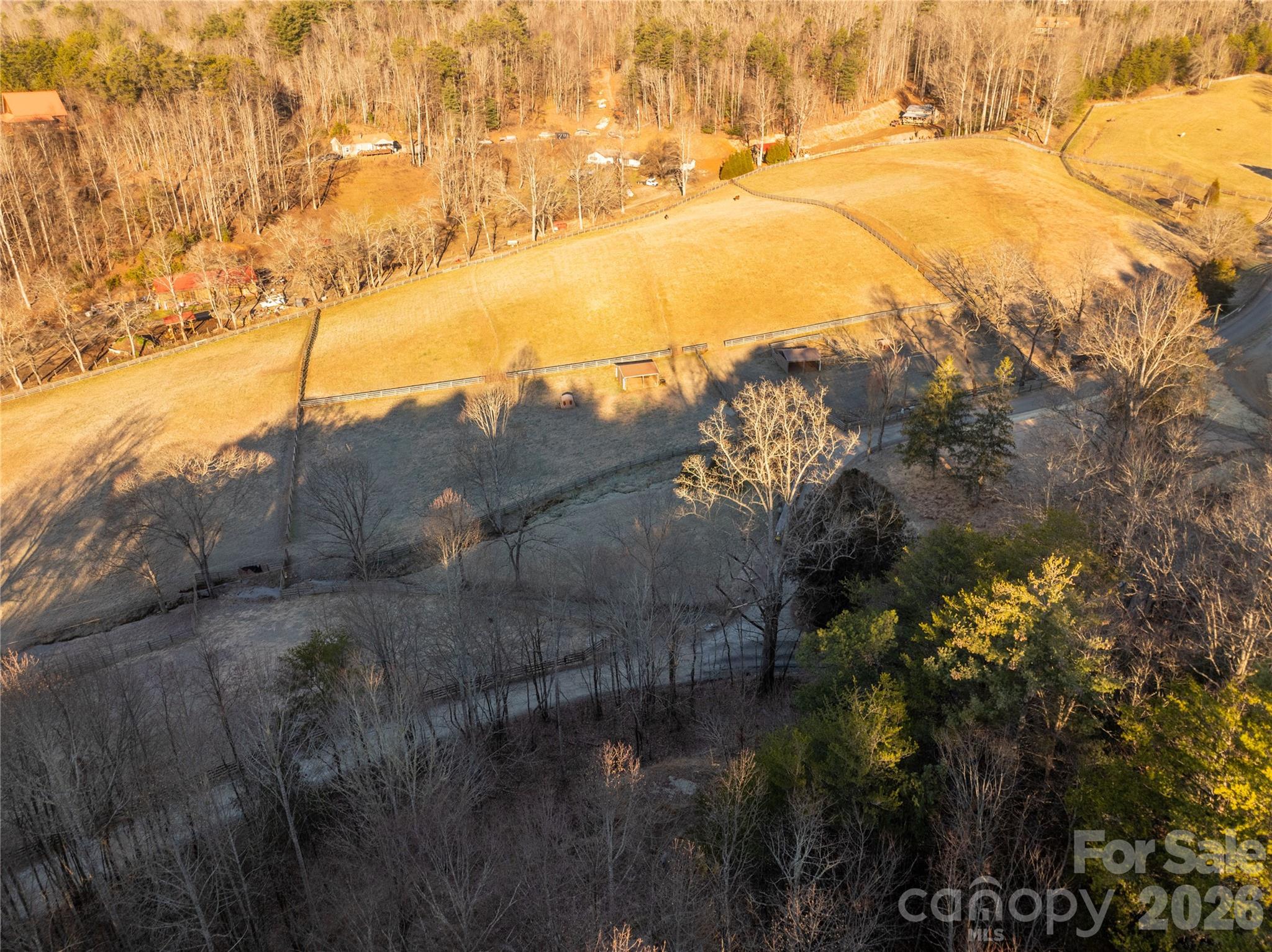 The Settlement at Thomas Divide - Land