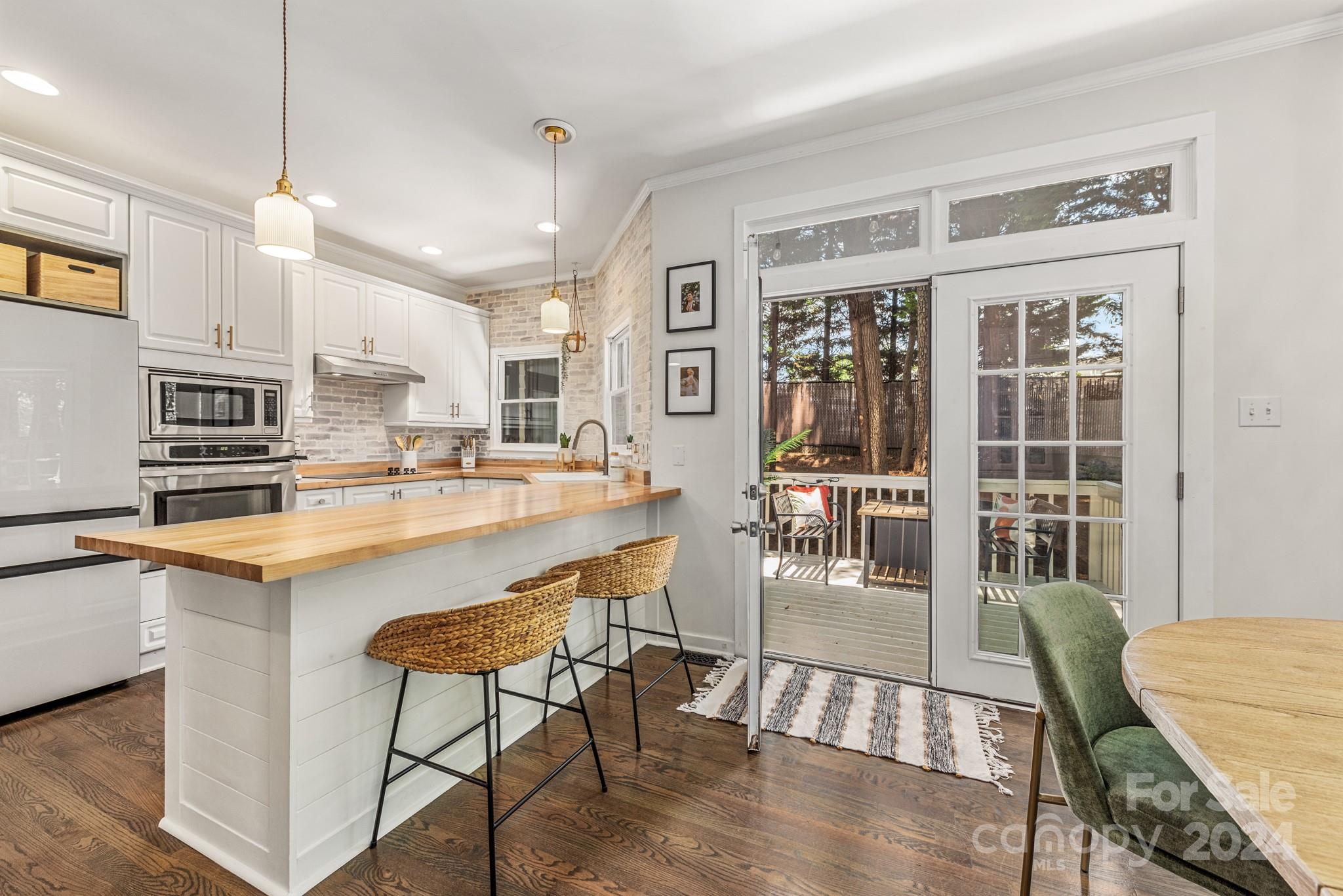 River Hills - Residential
