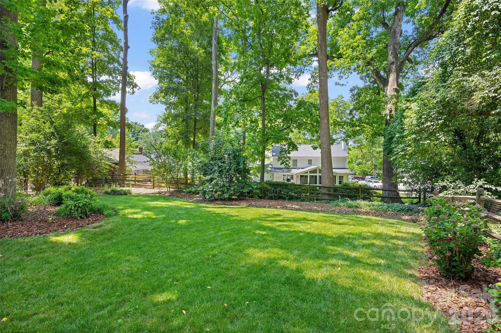 Beverly Woods - Residential