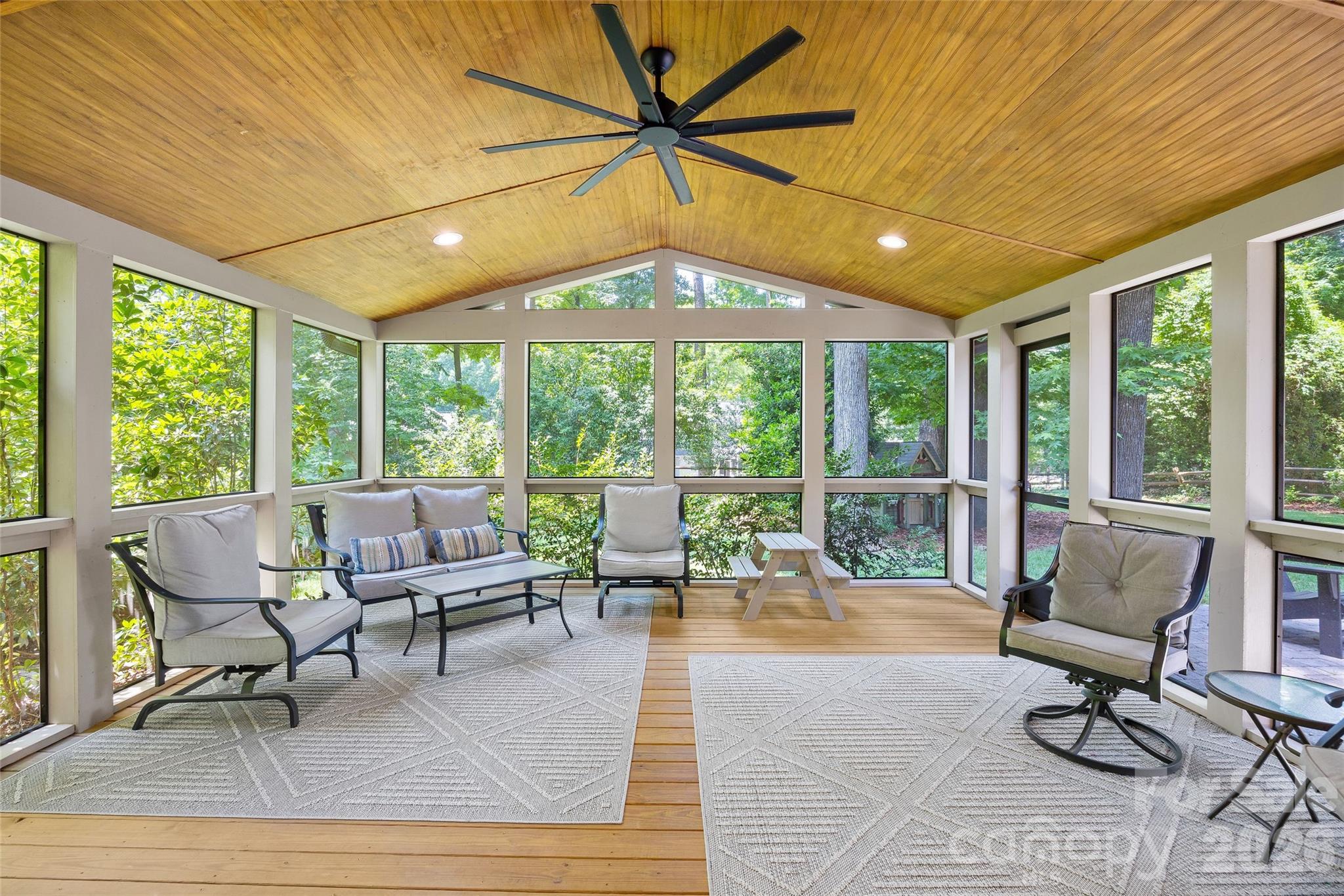 Beverly Woods - Residential