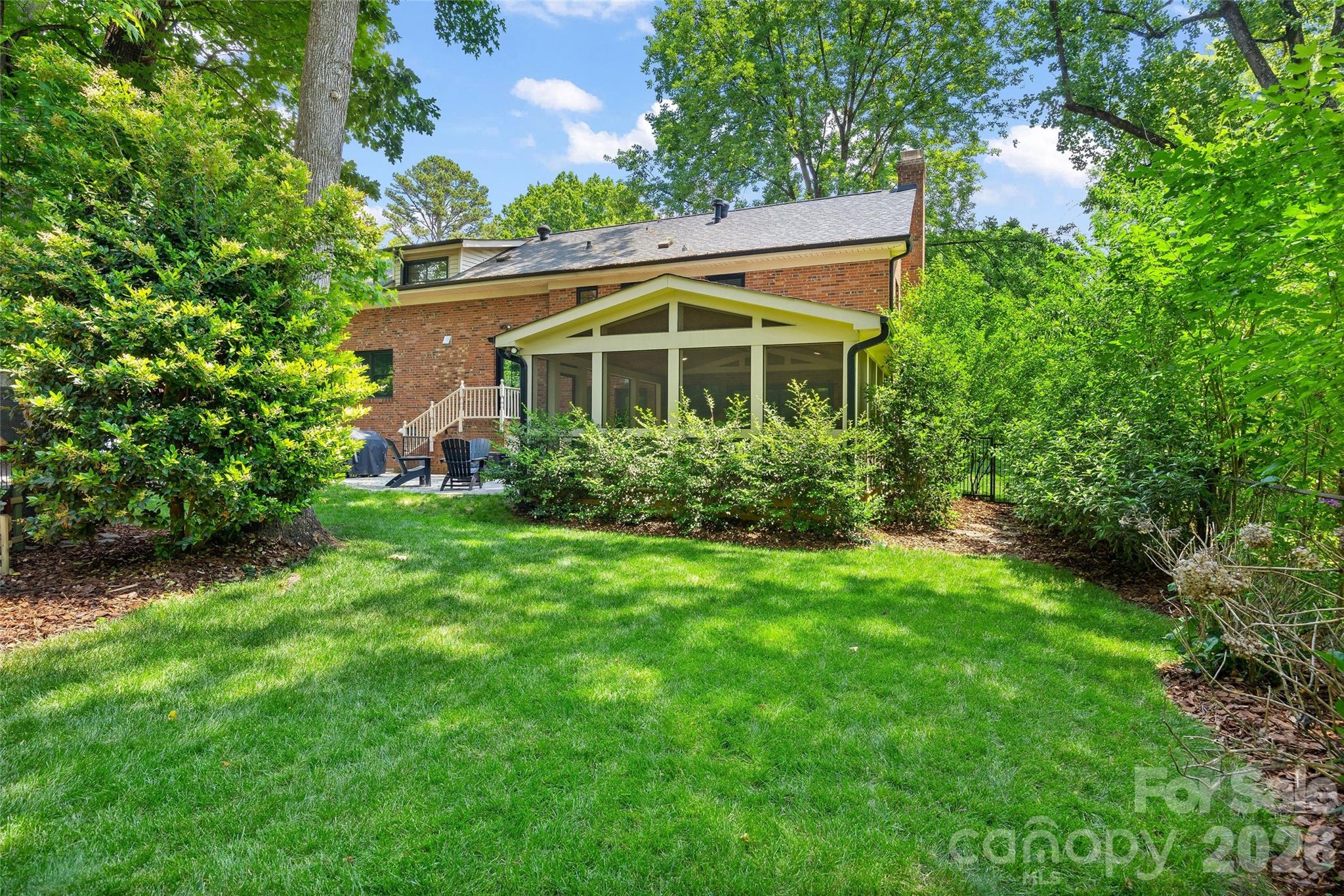 Beverly Woods - Residential