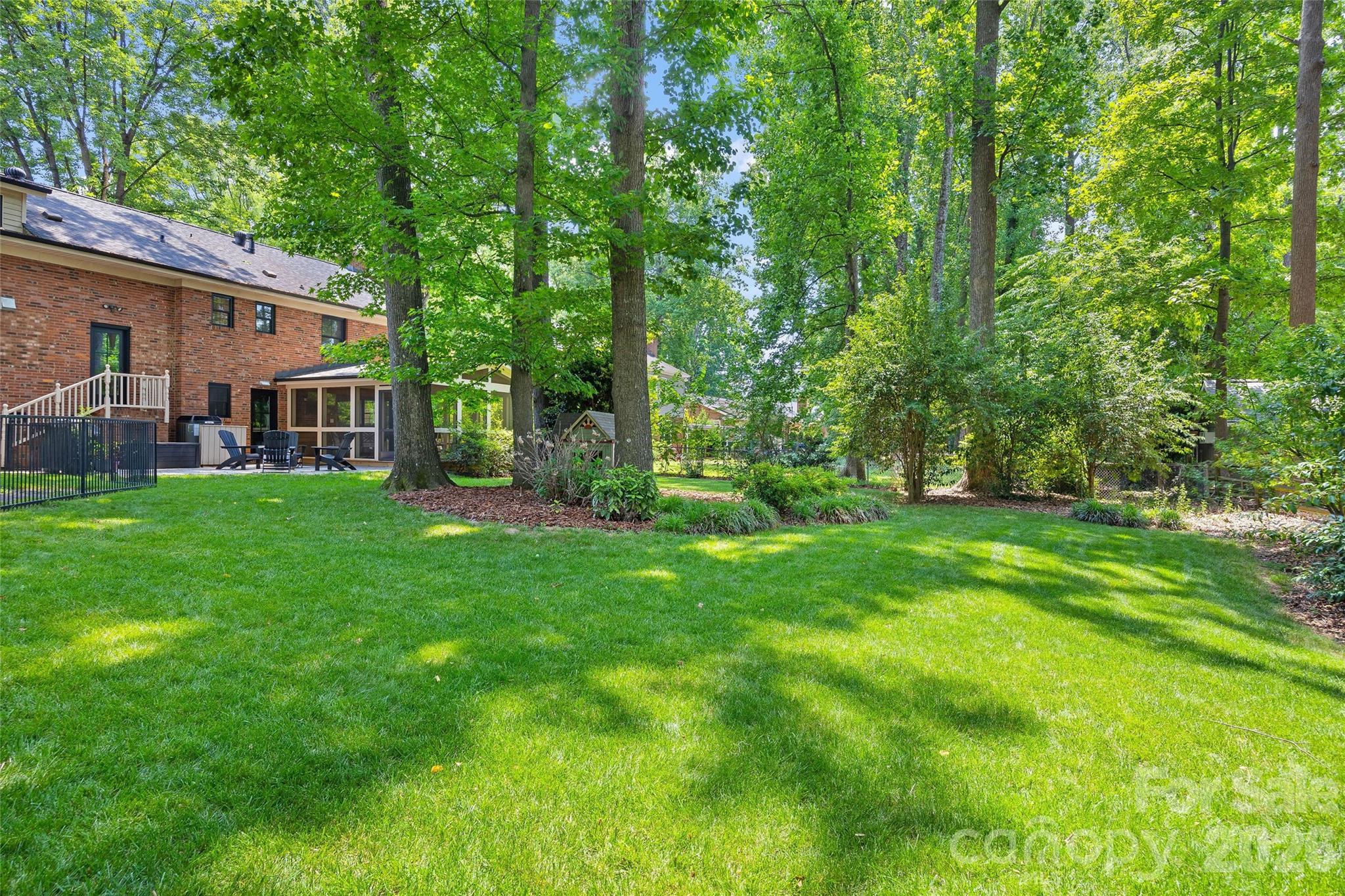 Beverly Woods - Residential