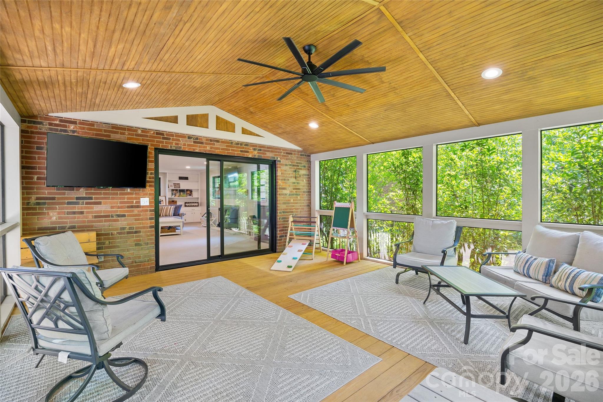 Beverly Woods - Residential