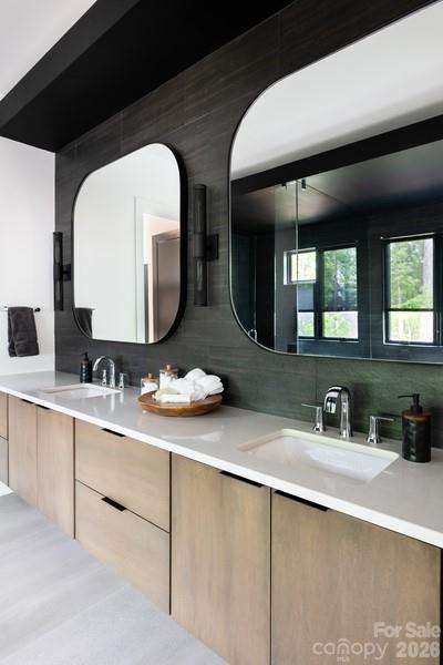 McLean - South Shore - Residential