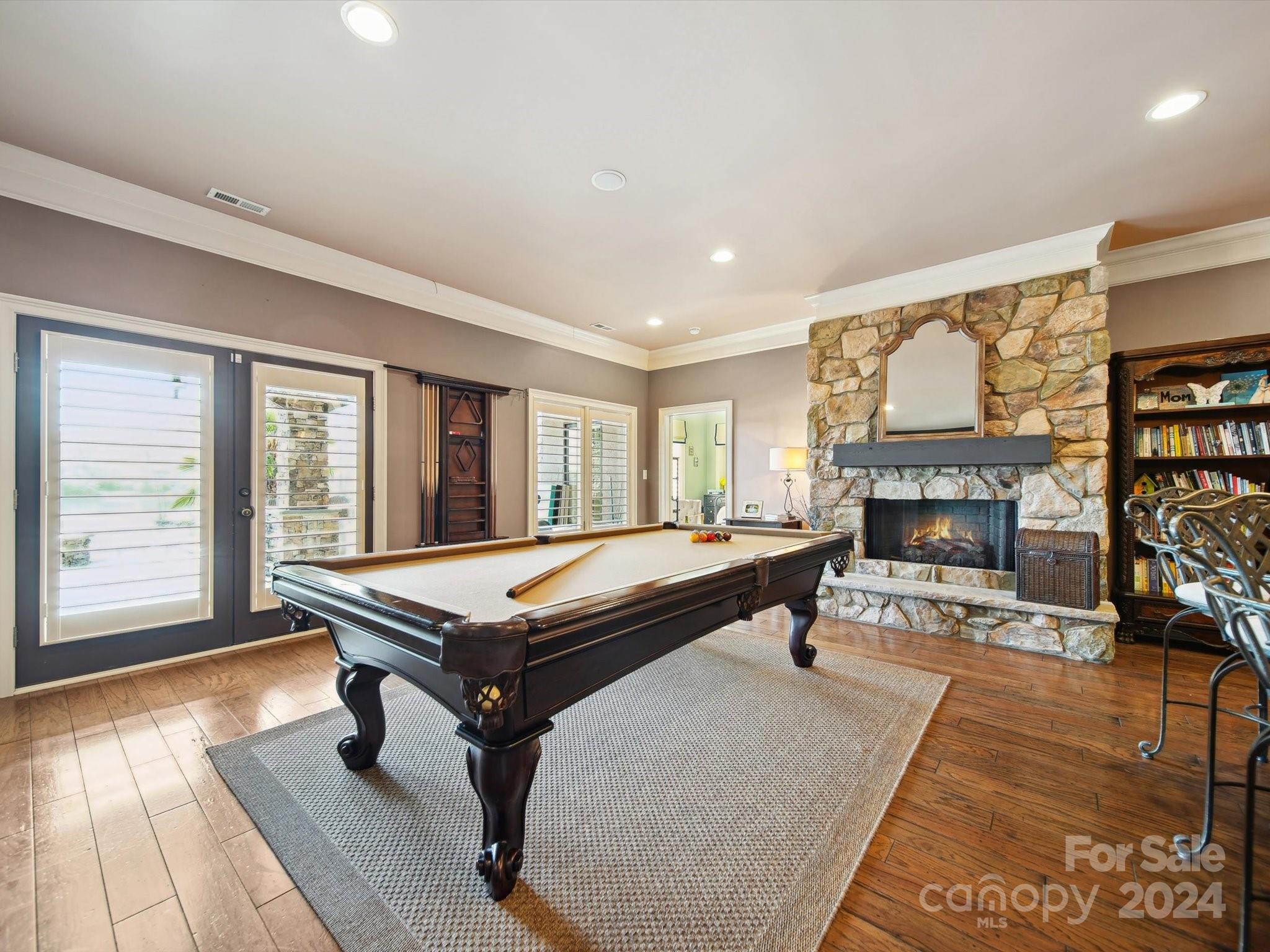 Joslin Pointe - Residential